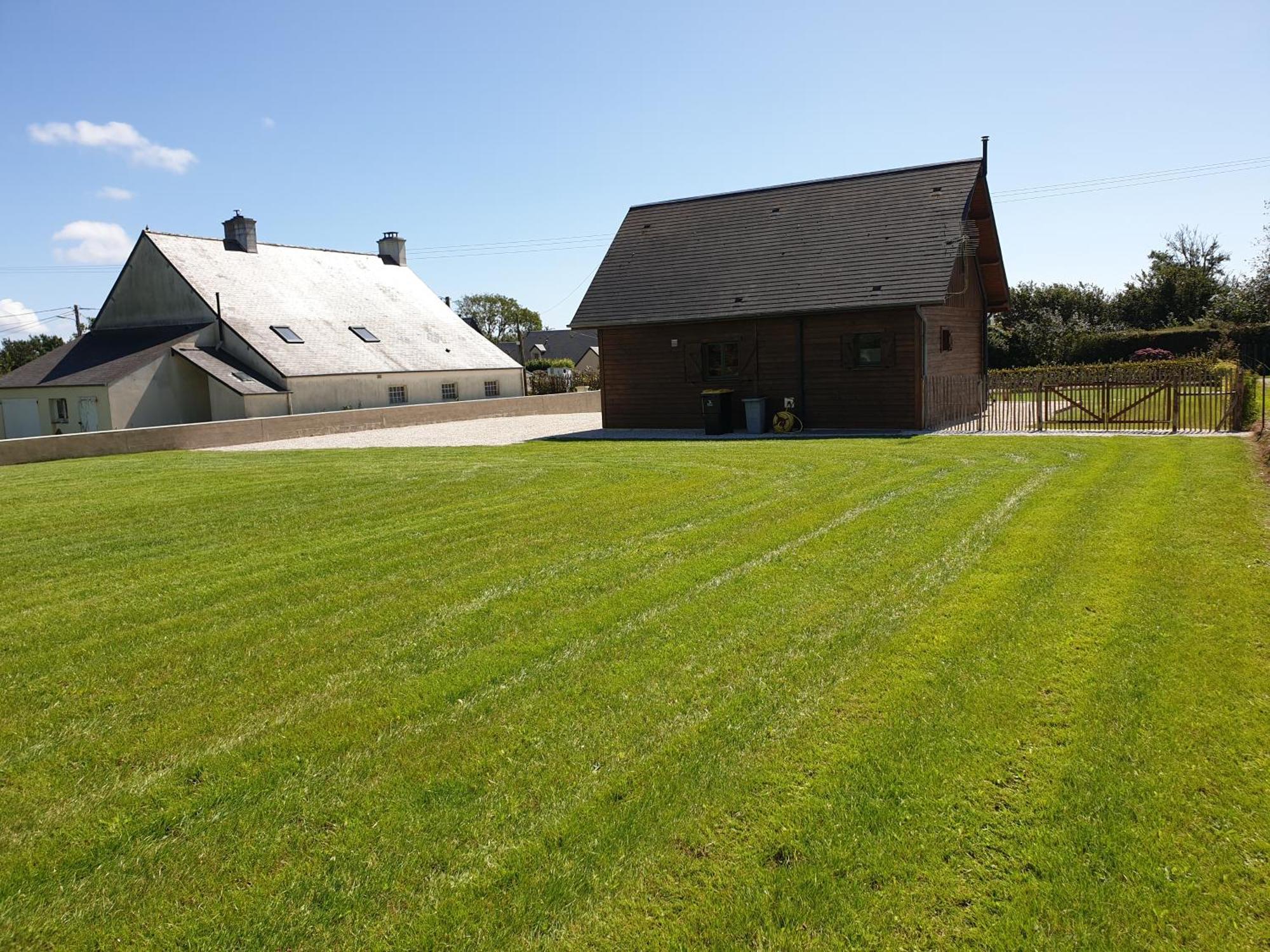 Saint-Pierre-d'Artheglise Le Chalet מראה חיצוני תמונה